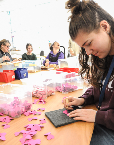 Herzchen aus der Sch&auml;fflerbach-Werkstatt