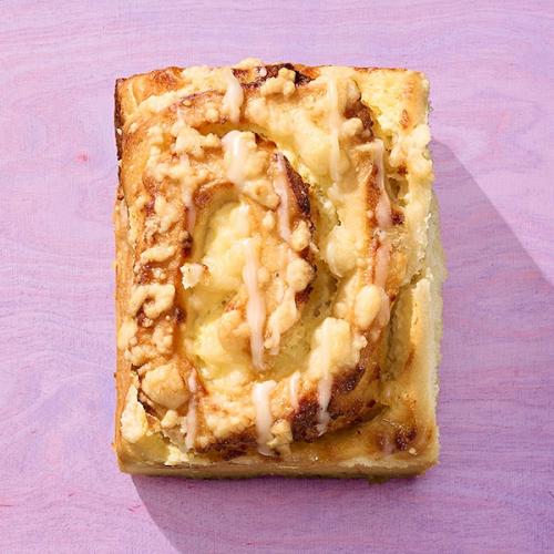 Hefeteiggebäck mit Quarkfüllung unf Streusel