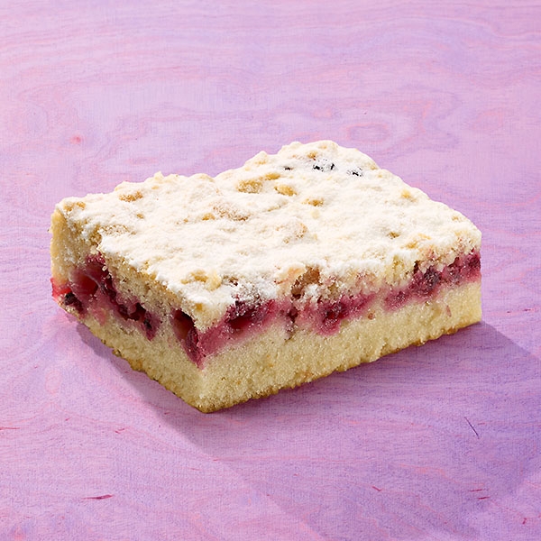 Rührkuchen mit Johannisbeeren
