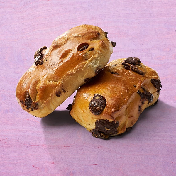 Hefeteigbrötchen mit Joghurt und Schokolade