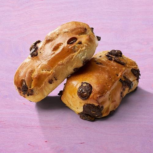 Hefeteigbrötchen mit Joghurt und Schokolade