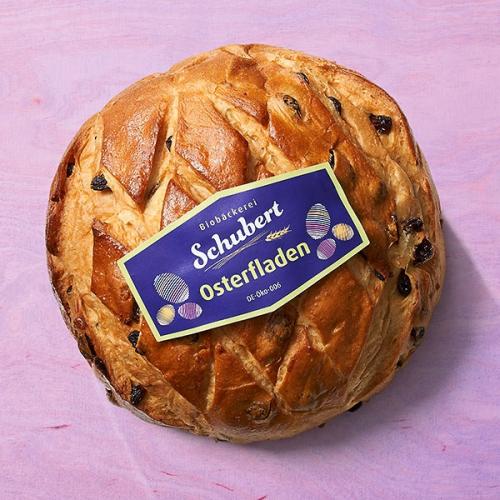 Hefeteiggeb&auml;ck mit Rosinen