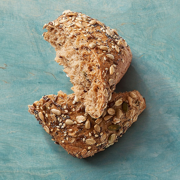 Dinkel-Roggenvollkornbrötchen mit Saaten Dinkel-Roggenvollkornbrötchen mit Saaten
