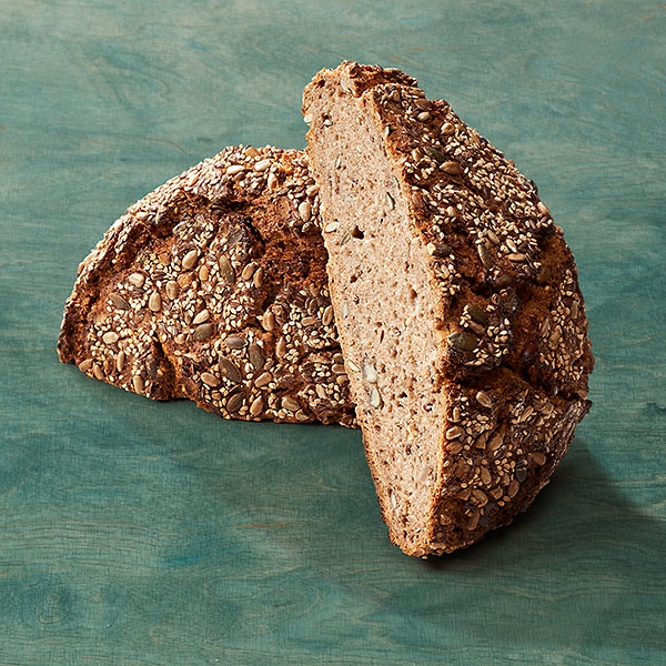 Roggenvollkornbrot mit Saaten Roggenvollkornbrot mit Saaten