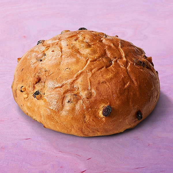 Dinkelhefeteiggebäck mit Rosinen