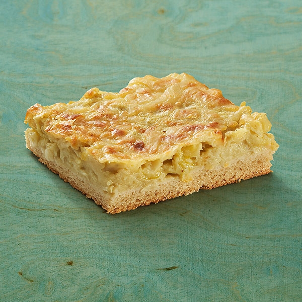 pikantes Dinkelgebäck mit Zwiebeln pikantes Dinkelgebäck mit Zwiebeln