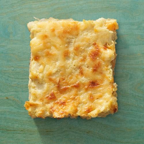 pikantes Dinkelgeb&auml;ck mit Zwiebeln