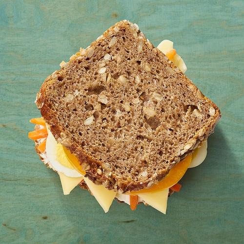 Sonnenblumenbrot mit K&auml;se