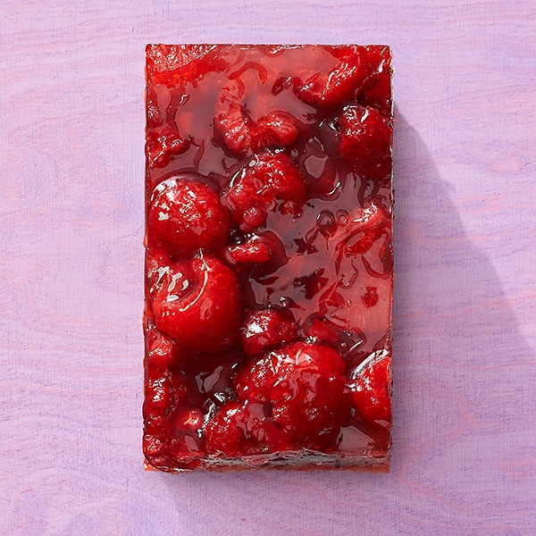 Dinkelkuchen mit Himbeeren