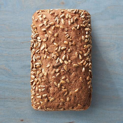 Glutenfreies Brot mit K&uuml;rbis- und Sonnenblumenkernen