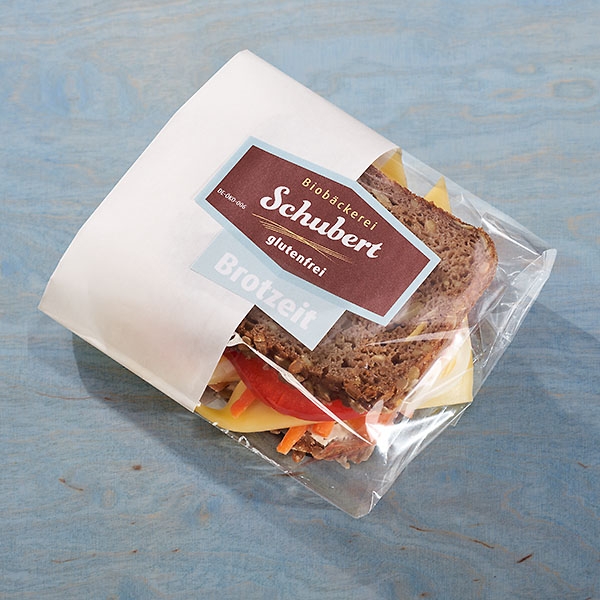 glutenfreies Brot mit Käse belegt glutenfreies Brot mit Käse belegt