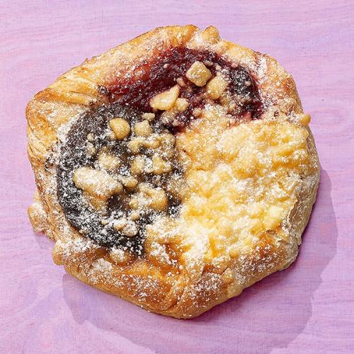 Butter-Plunder mit Mohn-, Quark- und Kirschf&uuml;llung